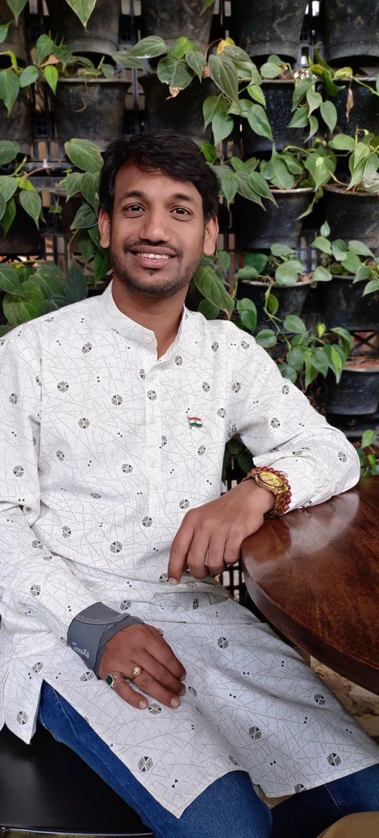 Shrikant Krushnaa Dhabadgaonkar